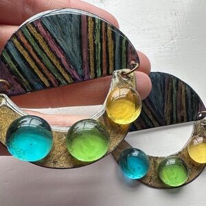 Rare vintage designer Bruce Tolman Colorful Geometric Earrings clip-ons